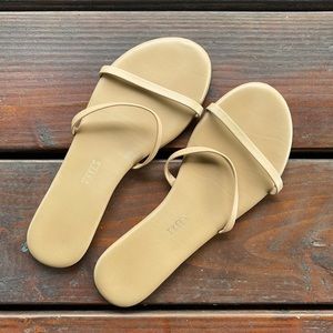 Tkees sandals